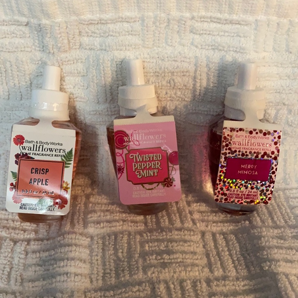 Bath and body works wallflowers